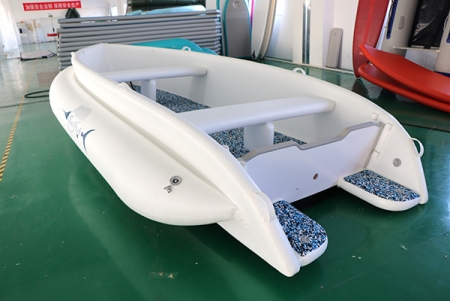 白色充气船_完美(中国)体育官方网站123456